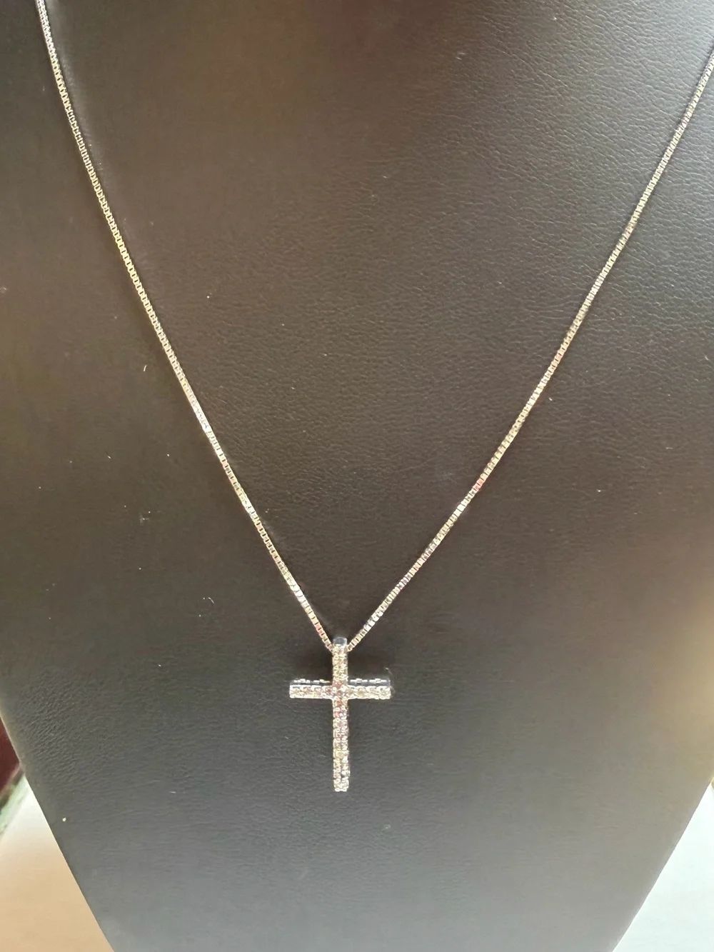 10k White Gold .30ctw Natural Diamond Cross Pendant Necklace